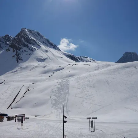Rond Point Des Pistes - Val Claret-3 By Interhome Tignes